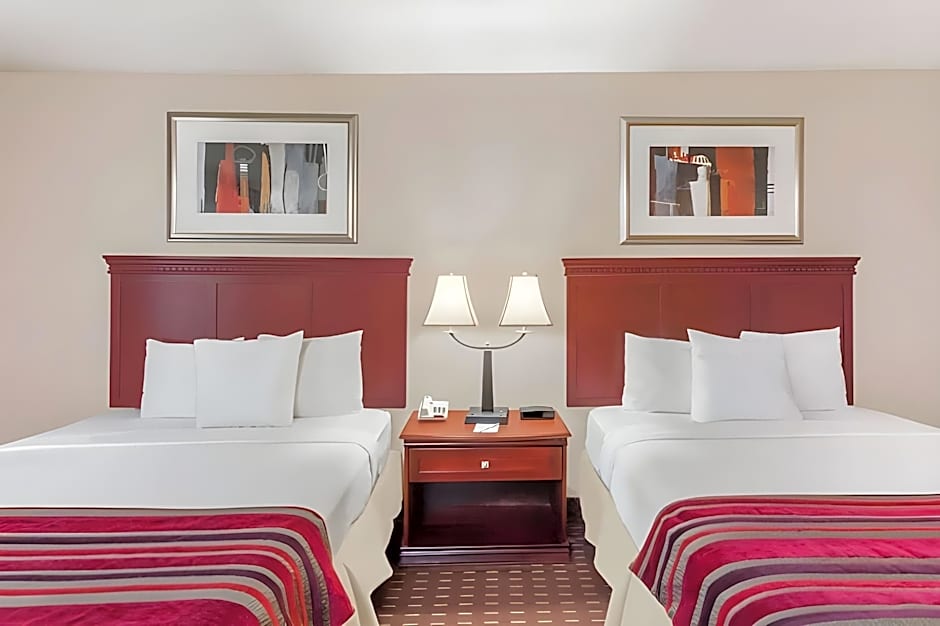 Holiday Inn Express Anaheim West By IHG