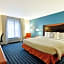 Fairfield Inn & Suites by Marriott Dallas Medical/Market Center
