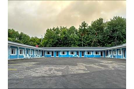 Stiles Motel Hill View