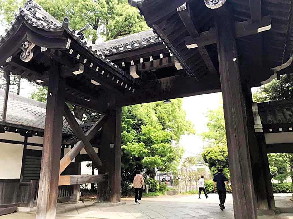 Toyoko Inn Yokohama Tsurumi-Eki Higashi-Guchi
