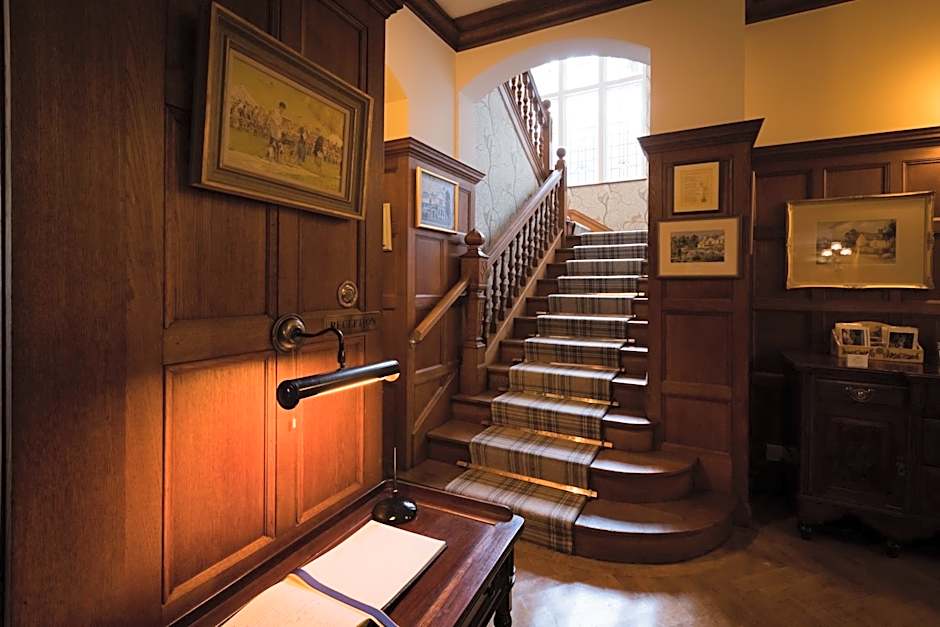 Lindeth Fell Country House