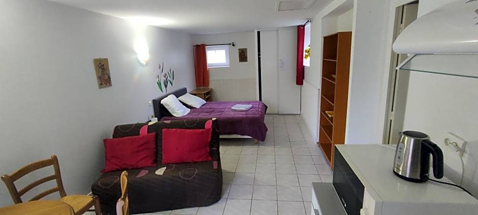 MOULIN DE LACHAUD - HOTEL et GITES