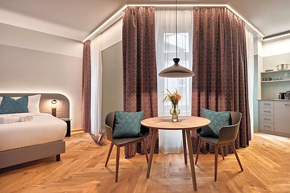 URBANAUTS STUDIOS Fillgrader