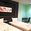 Metro Hotel & Spa
