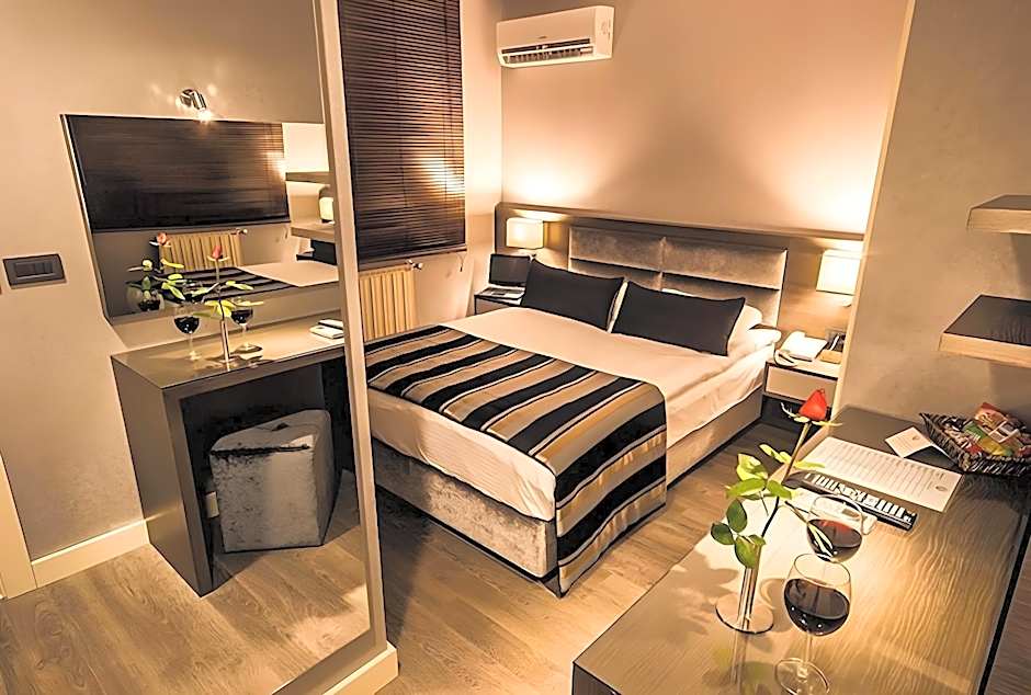 The New Hotel Zeybek