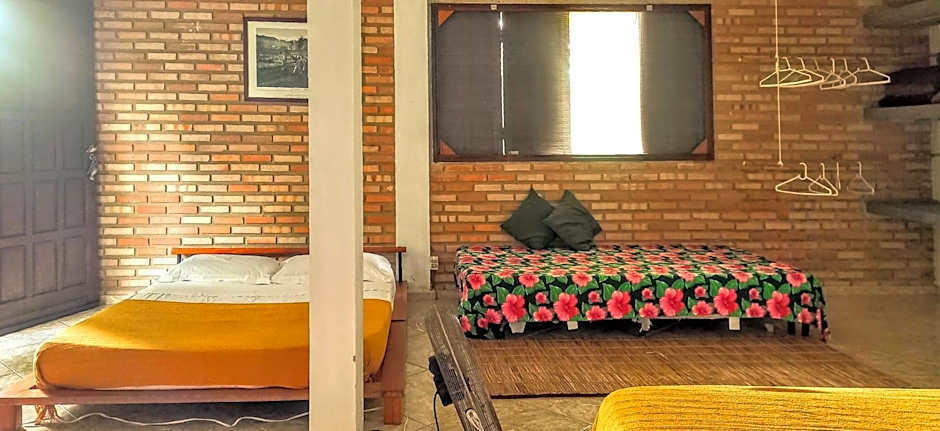 Foto 1 di 3 di Single Bed in Female Dormitory Room