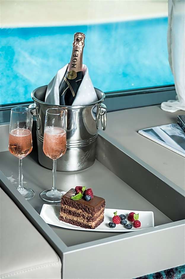 Sky Blue Hotel & Spa