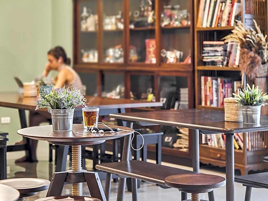 Hom hostel & Cooking club