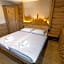 Bed & Breakfast LakeBled House