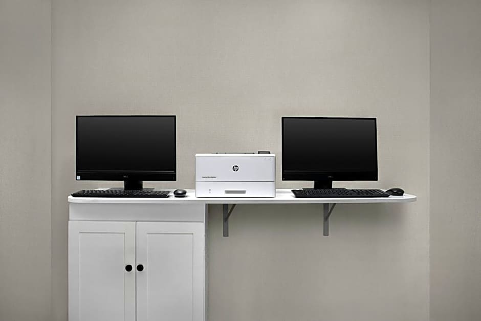 Fairfield Inn & Suites by Marriott Tampa North