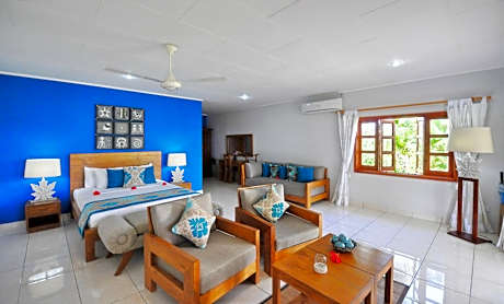 Junior Suite - Honeymooners Only, Wedding Certificate Required