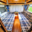 Ruime caravan op gezellige minicamping