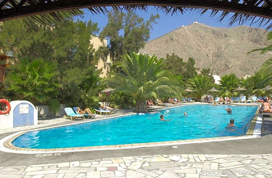 Atlantis Beach Villa