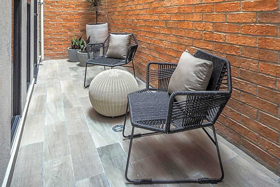 Mathias Luxury Plus by Viadora