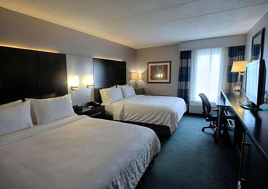 Holiday Inn Express Janesville-I-90 & US Highway 14 By IHG