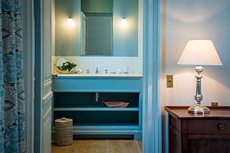 Family Room with Private Bathroom