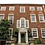East Pallant Bed and Breakfast, Located in Large Georgian Townhouse in Central Chichester