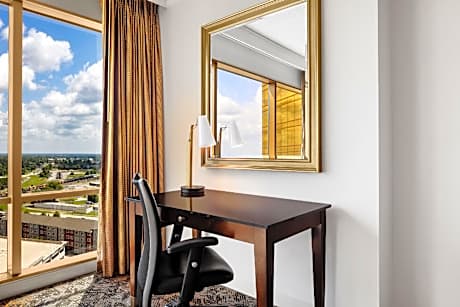 Classic Queen Room with 2 Beds Non-Smoking, Newly Renovated