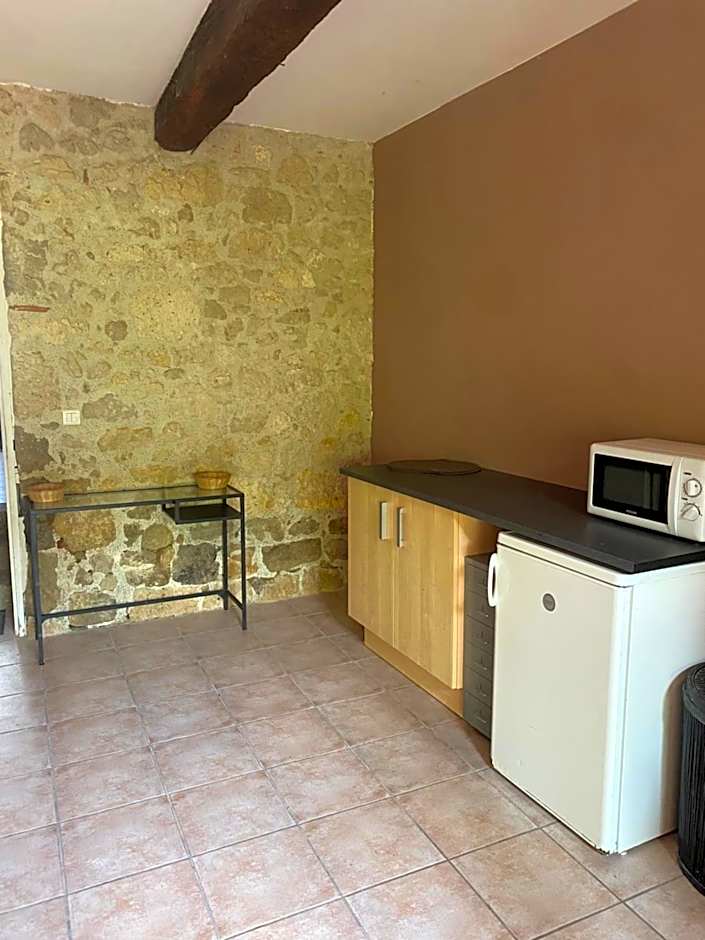 CHEZ SOPHIE -Chambres d¿hôtes, Gîte et Gîte équestre
