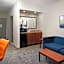 Holiday Inn Express Hotel & Suites Farmington By IHG