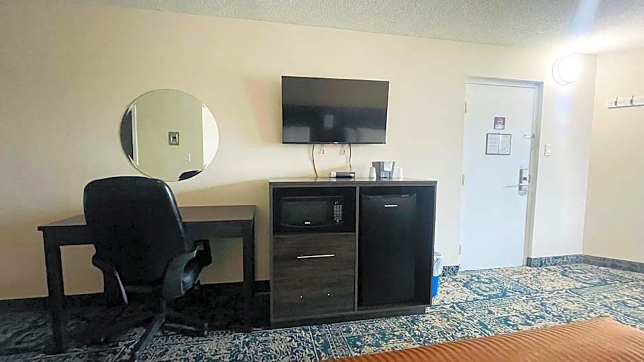 Falls Lodge & Suites