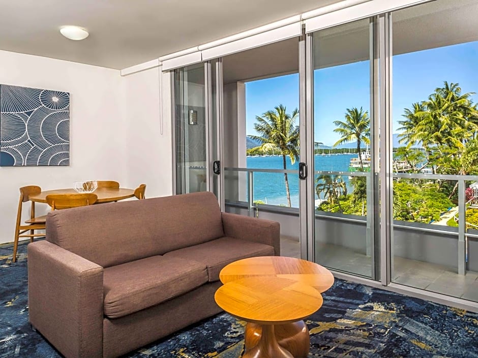 The Sebel Cairns Harbour Lights