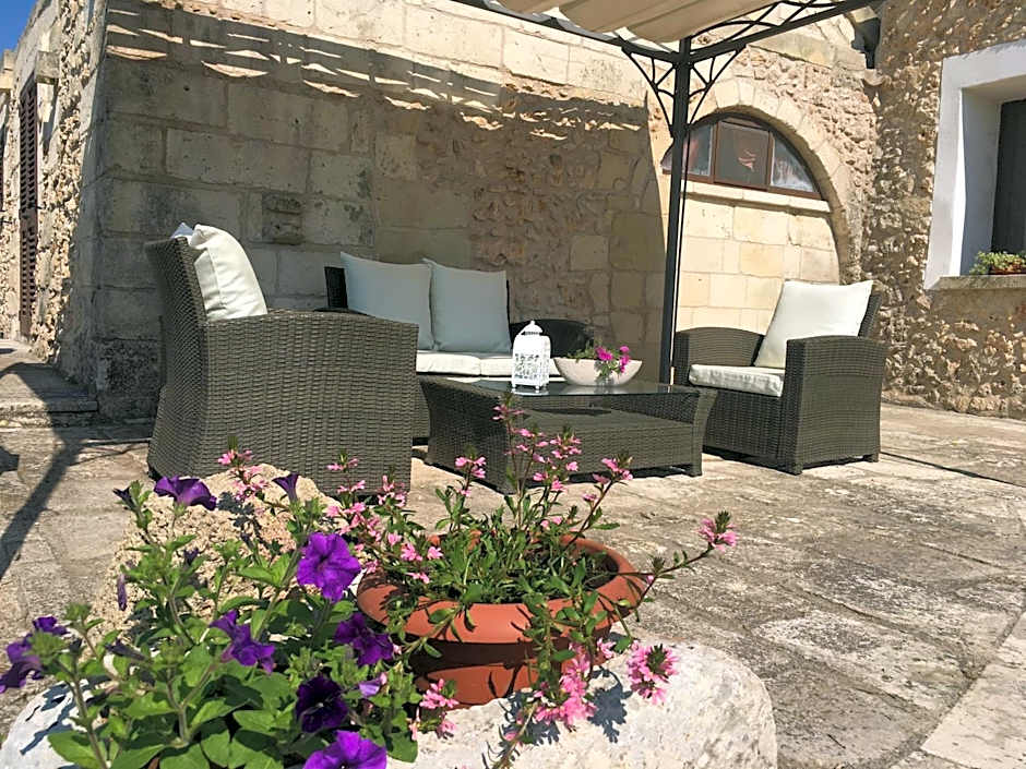 Agriturismo Alonì Costarella Masseria