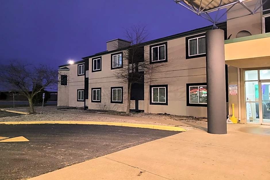 Modern Stay 39 Lakeview By OYO Minonk