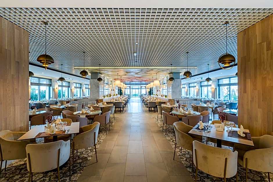 Fame Residence Kemer & Spa