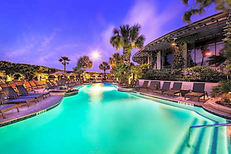 Deluxe Guest room, 1 King, Ocean view, Beach front, Facilities access, Pool access, Pool