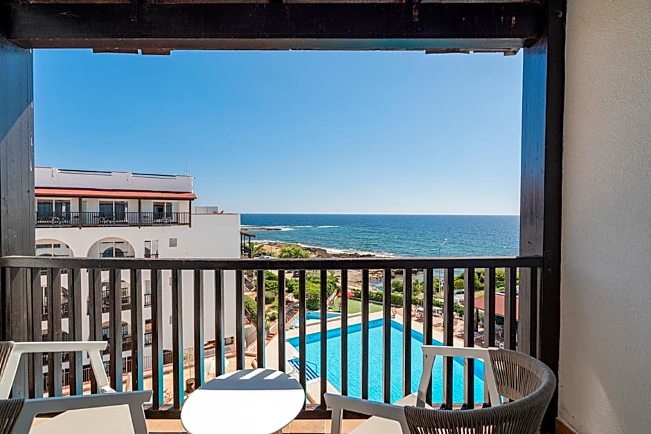 Superior, Sea View, Balcony — 1 fotoğraftan 1. fotoğraf