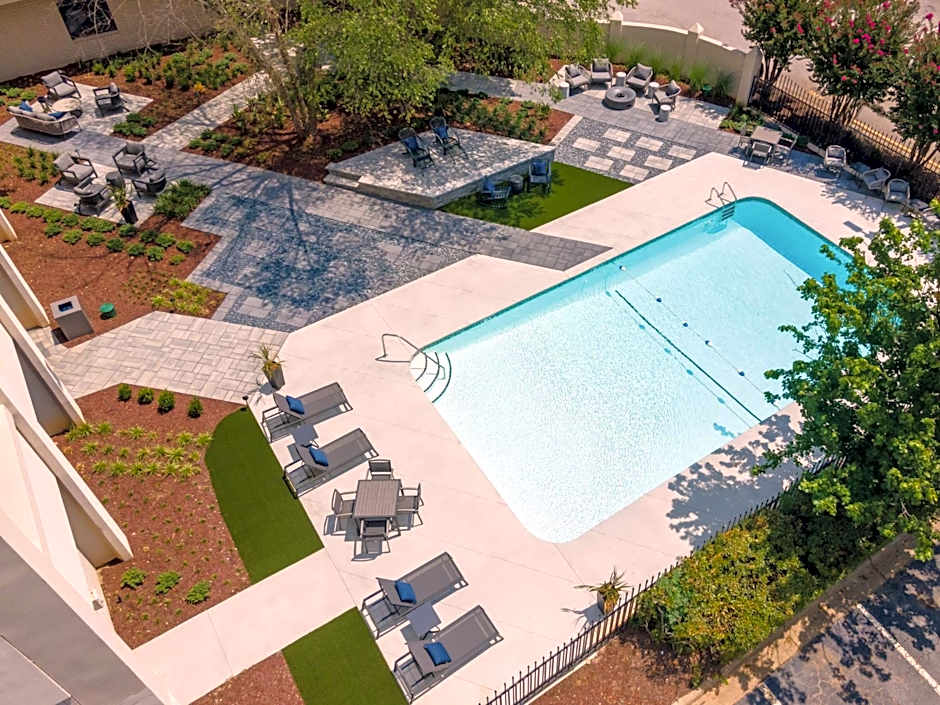 DoubleTree by Hilton Raleigh Midtown