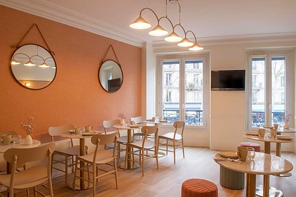 Hotel Avama Prony