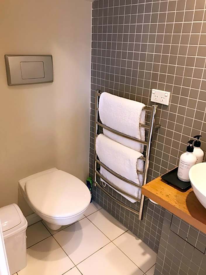 New Market Cozy Room