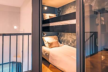 Premium Quadruple Room