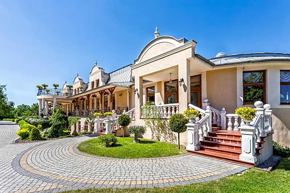 Leśna Perła - Restauracja i Pokoje Hotelowe