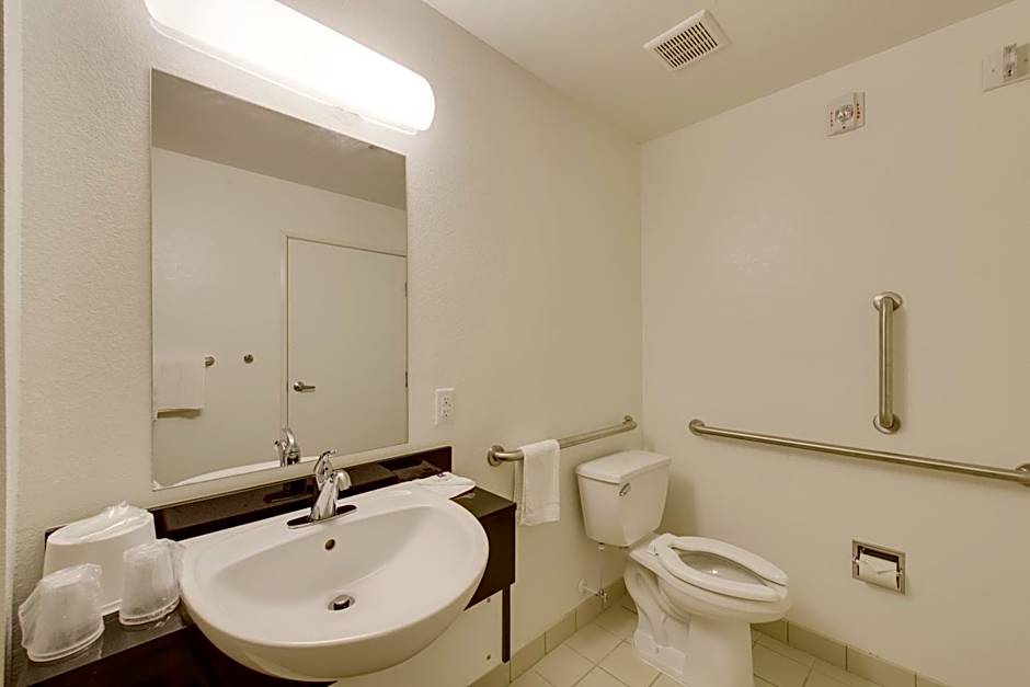 Motel 6 Virginia Beach