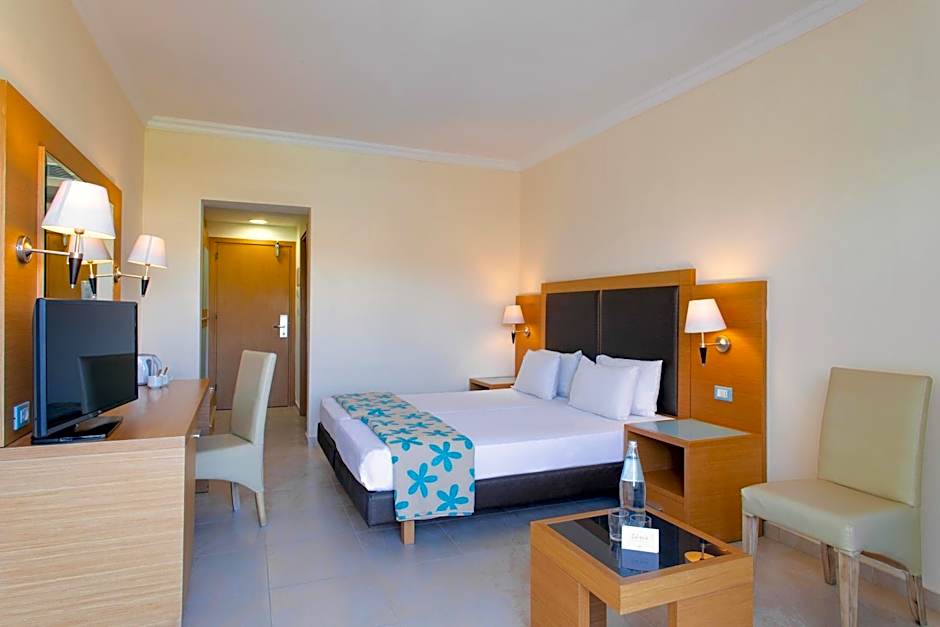 Sol Cosmopolitan Rhodes