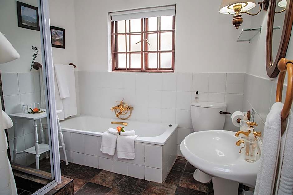 Aan de Oever Guesthouse