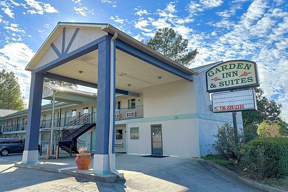 Garden Inn & Suites