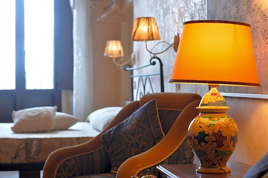 Centro Sicilia Rooms & Suites