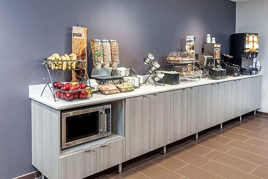 Microtel Inn & Suites by Wyndham West Fargo Near Medical Ctr