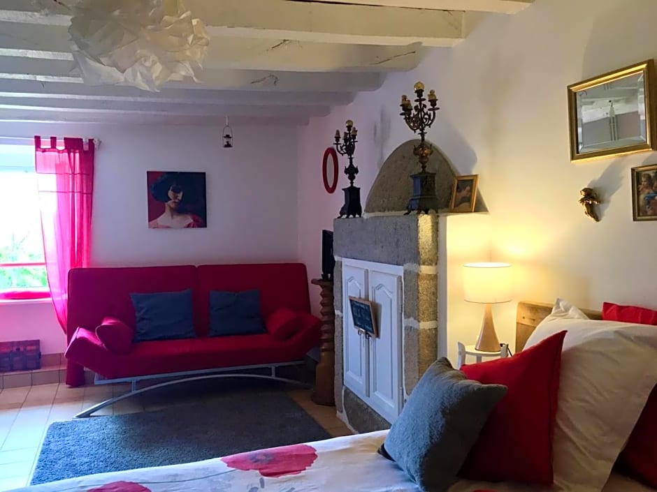 Chambre des Anges & Roulotte proche Mont Saint-Michel, l'Angevinière