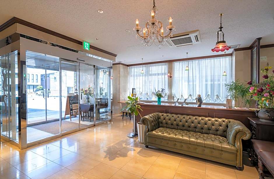 Hotel Katsuyama Premiere