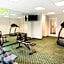La Quinta Inn & Suites by Wyndham Melbourne