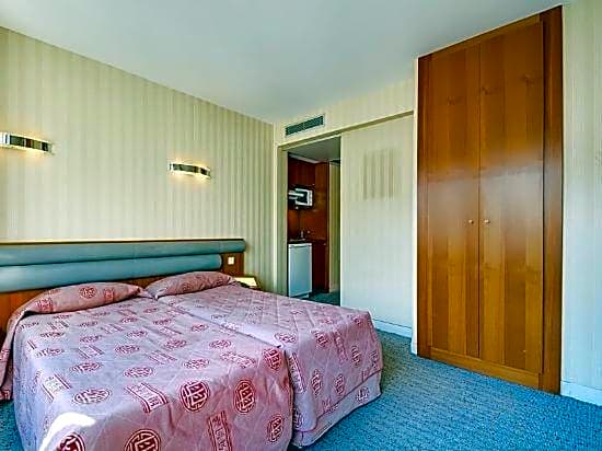 Villa Luxembourg Hotel