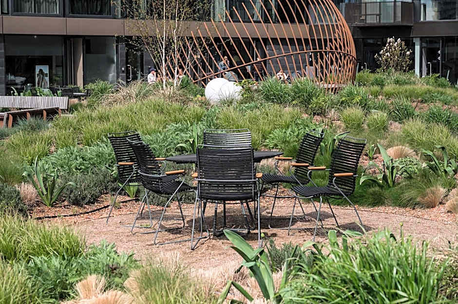 The Pier apartments by Daniel&Jacob's