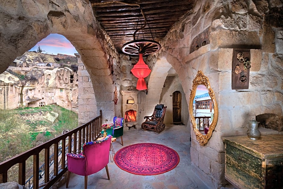 Cappadocia Splendid Cave Hotel