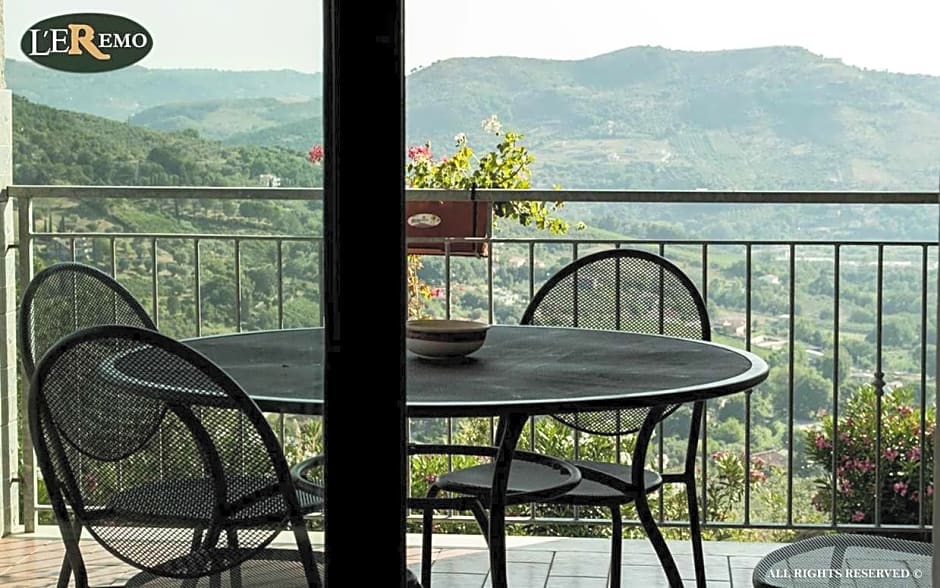 L'Eremo Country House