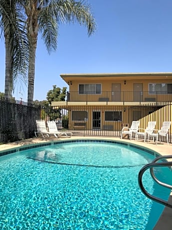 Americas Best Value Inn Visalia